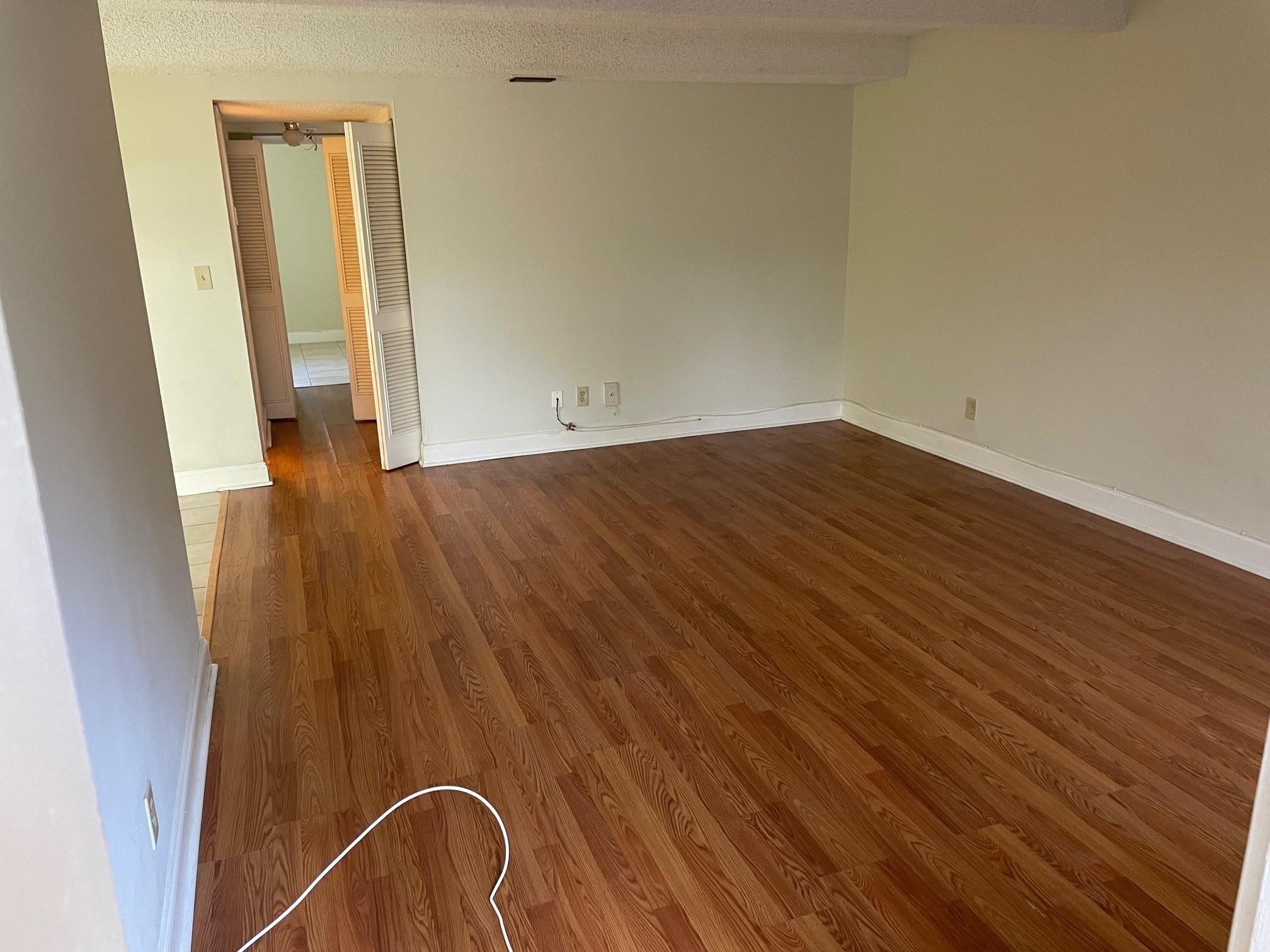 VILLAGE TOWNHOUSE-POMPANO BEACH - Residential