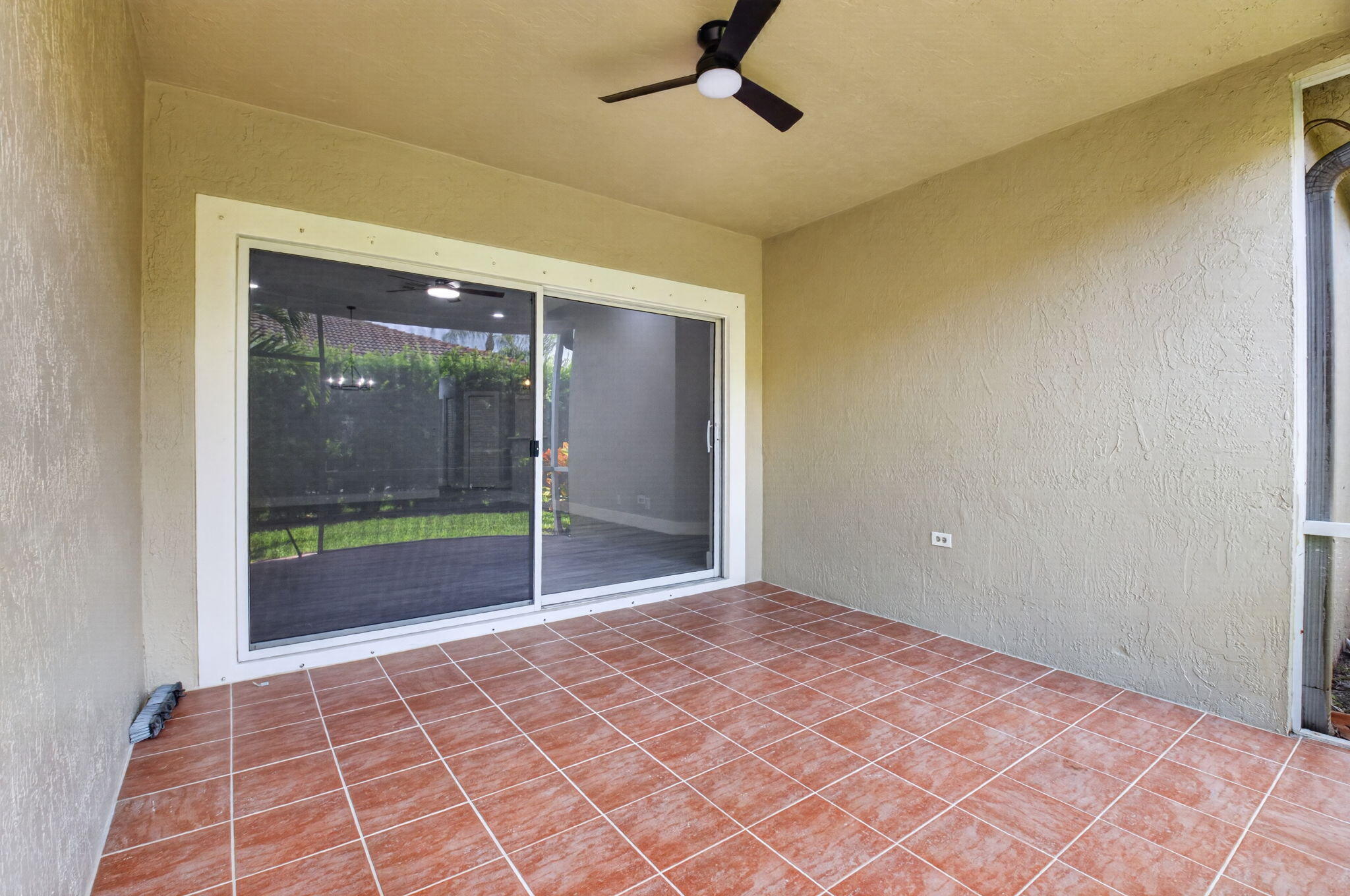 MIZNER POINTE - Residential