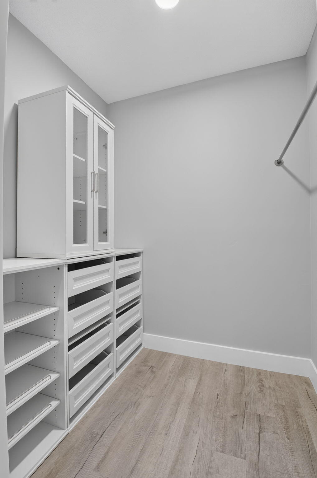 MIZNER POINTE - Residential