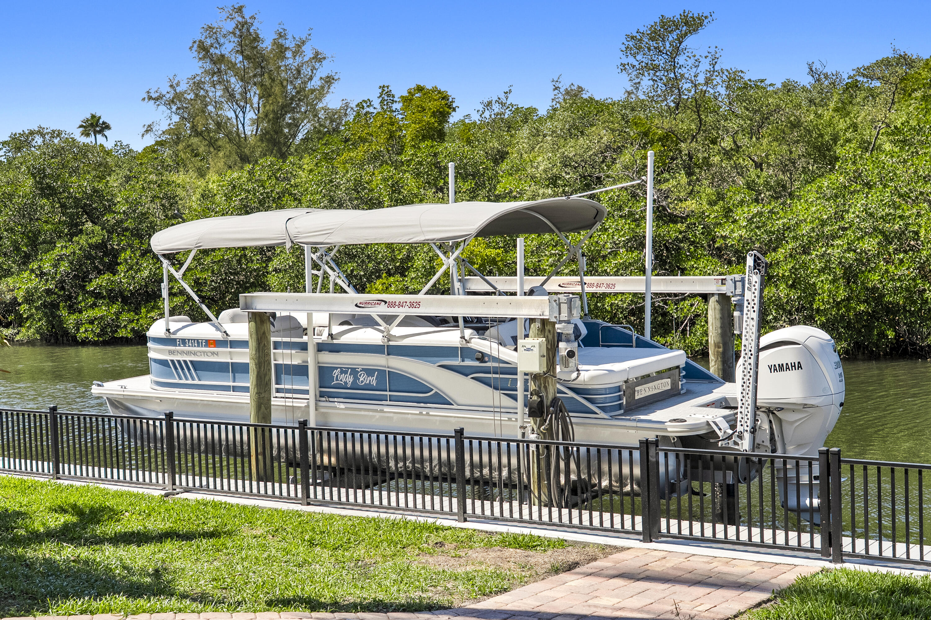 NORTH HOBE SOUND SHORES - Residential