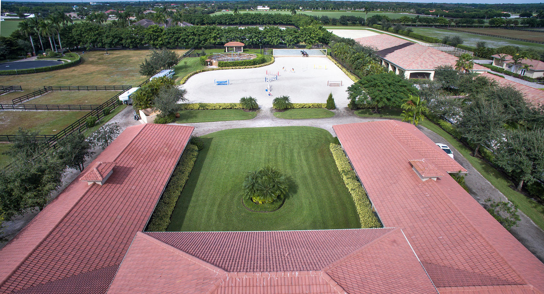 FARMS AT EQUESTRIAN CLUB - Residential