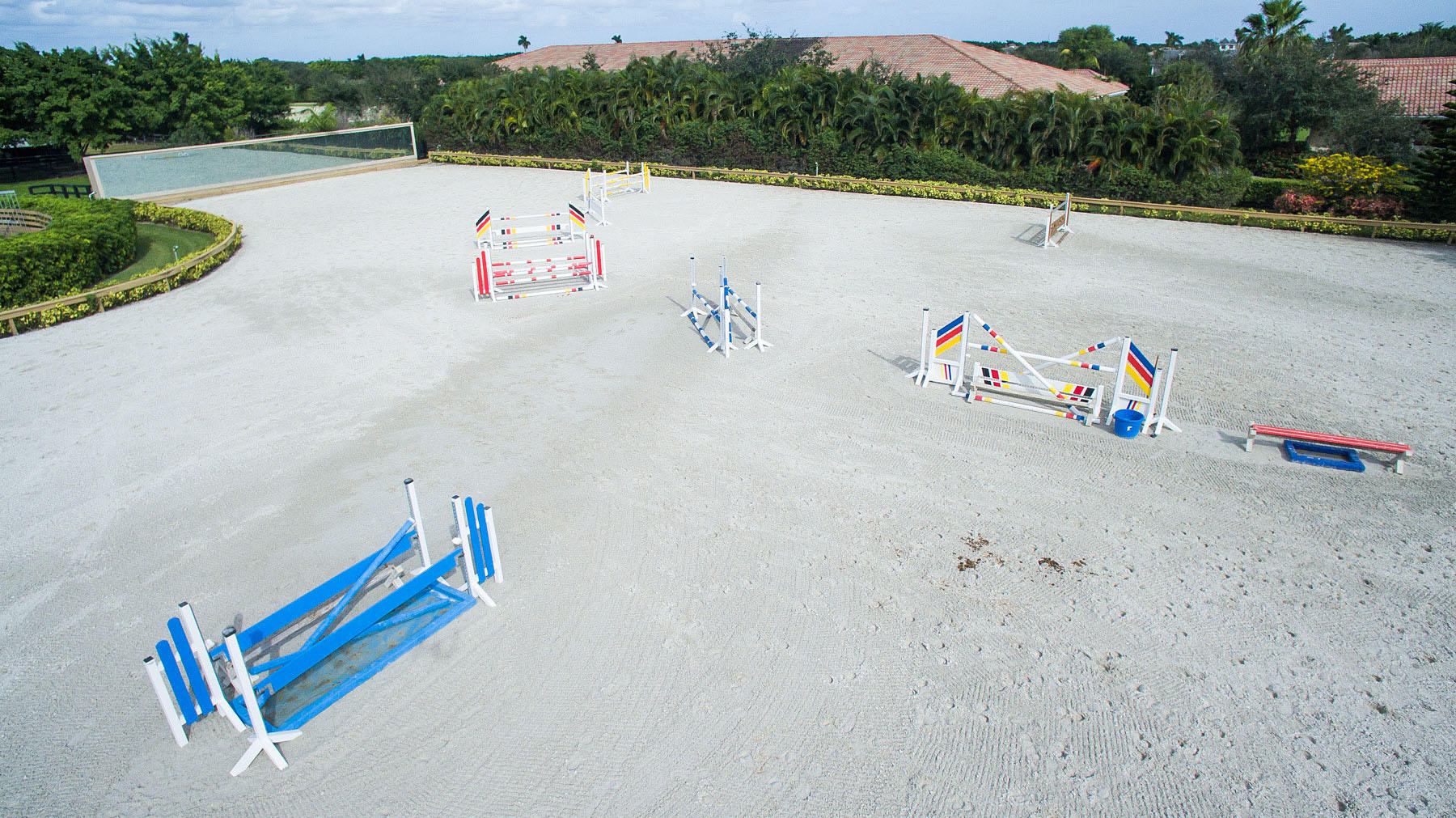 FARMS AT EQUESTRIAN CLUB - Residential