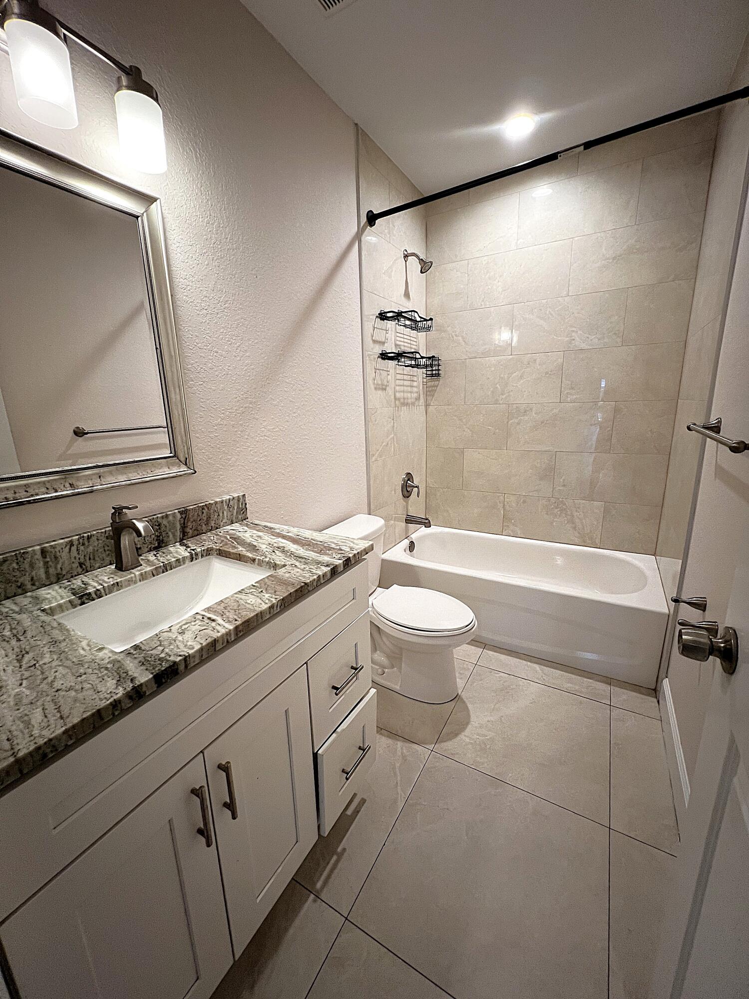 PORT ST LUCIE SECTION  22 - Residential Lease