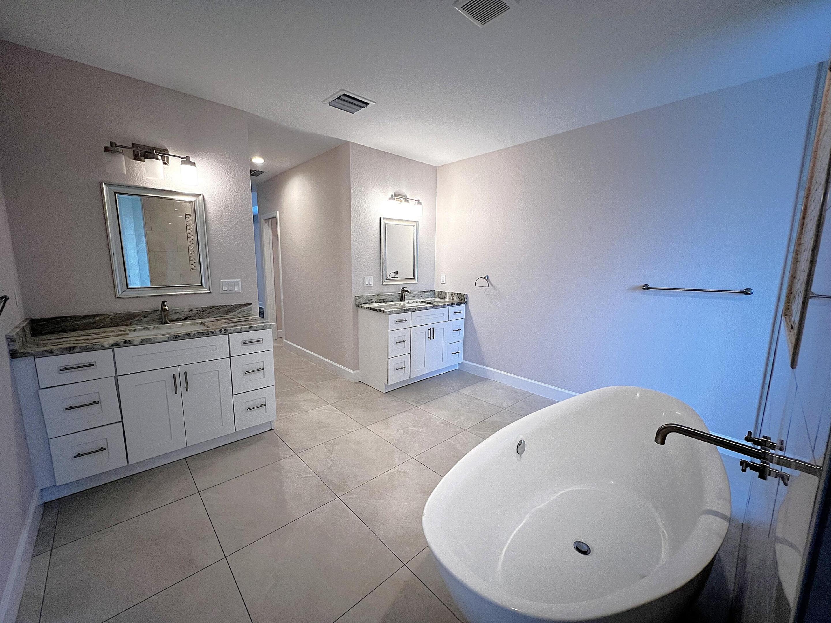 PORT ST LUCIE SECTION  22 - Residential Lease