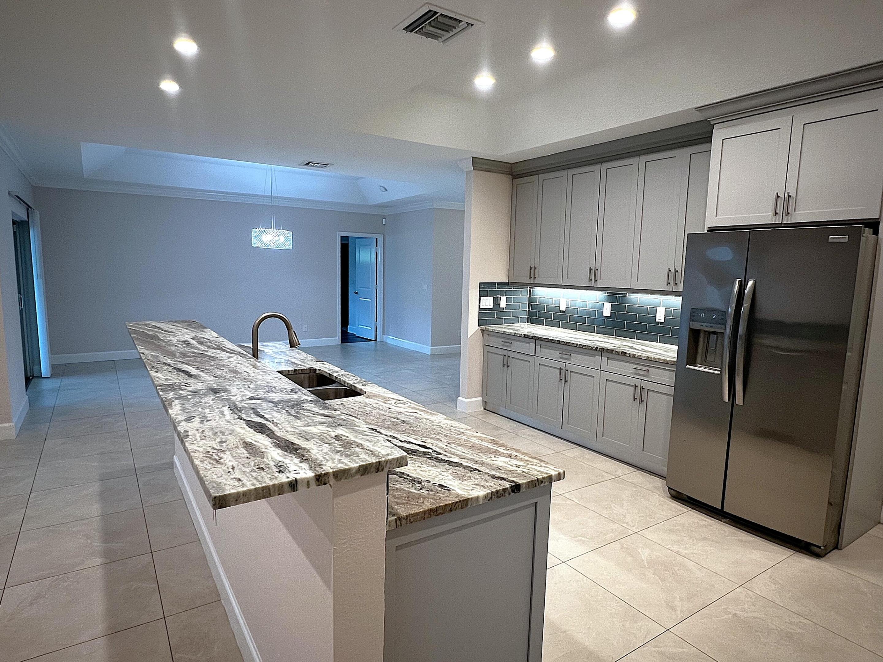 PORT ST LUCIE SECTION  22 - Residential Lease