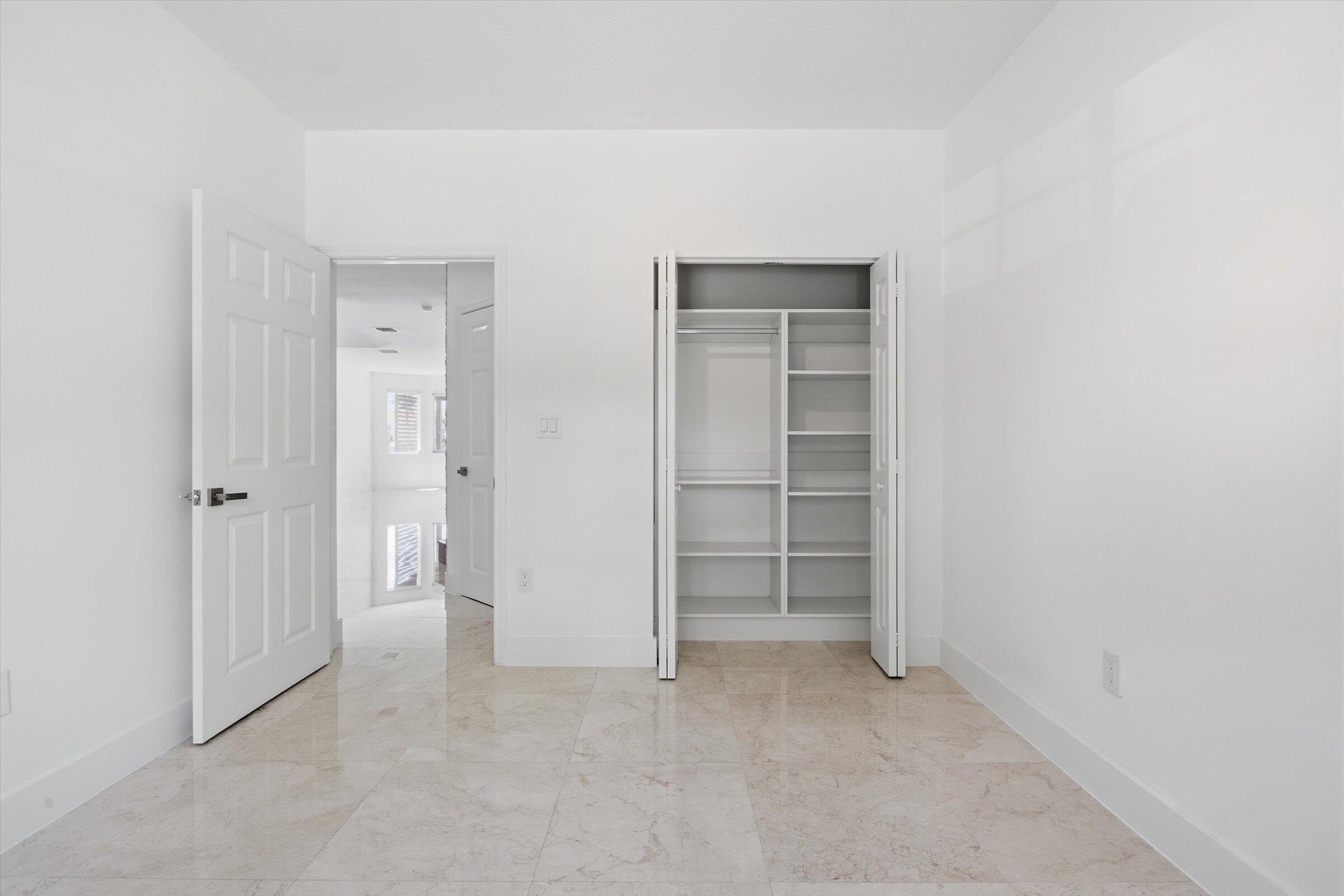 DORAL ISLES MARTINIQUE - Residential