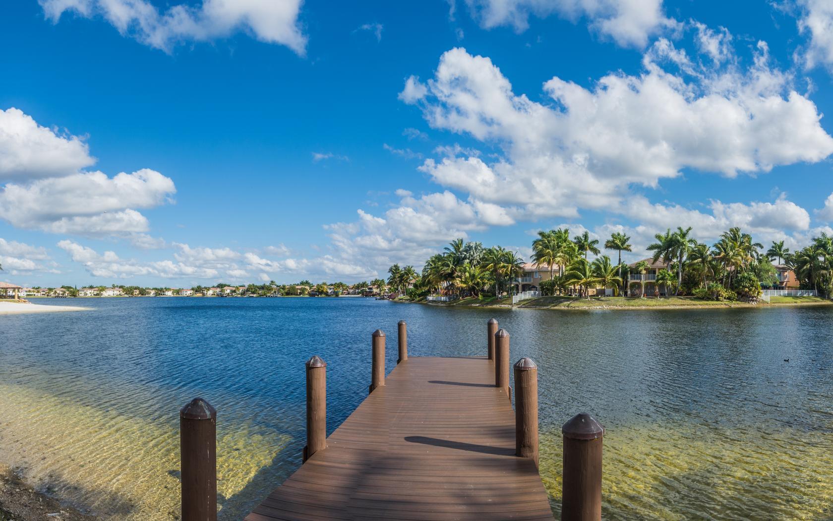 DORAL ISLES MARTINIQUE - Residential