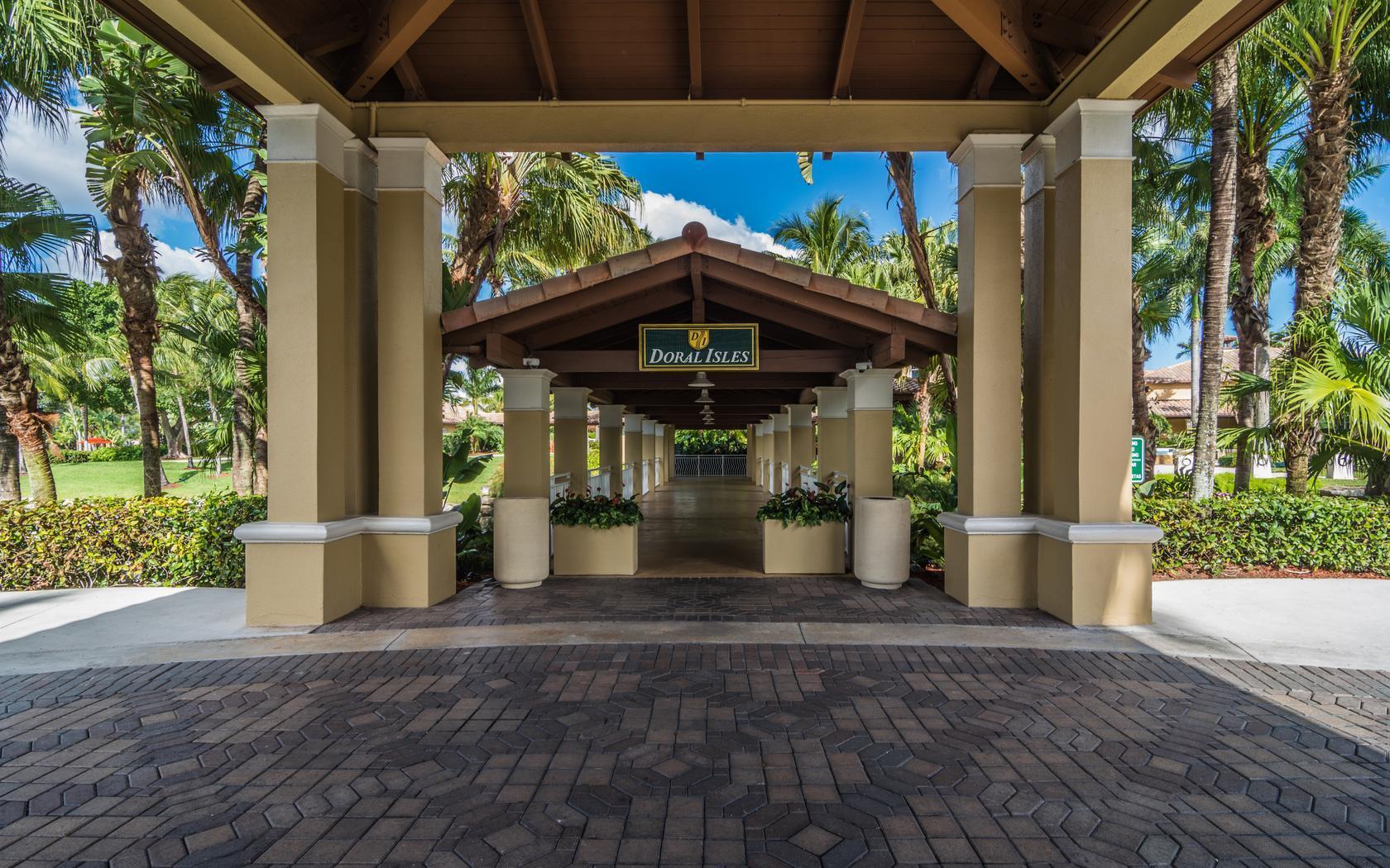DORAL ISLES MARTINIQUE - Residential