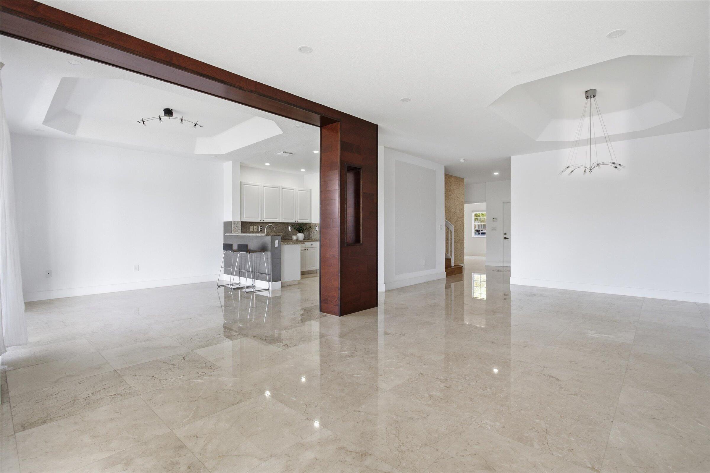 DORAL ISLES MARTINIQUE - Residential