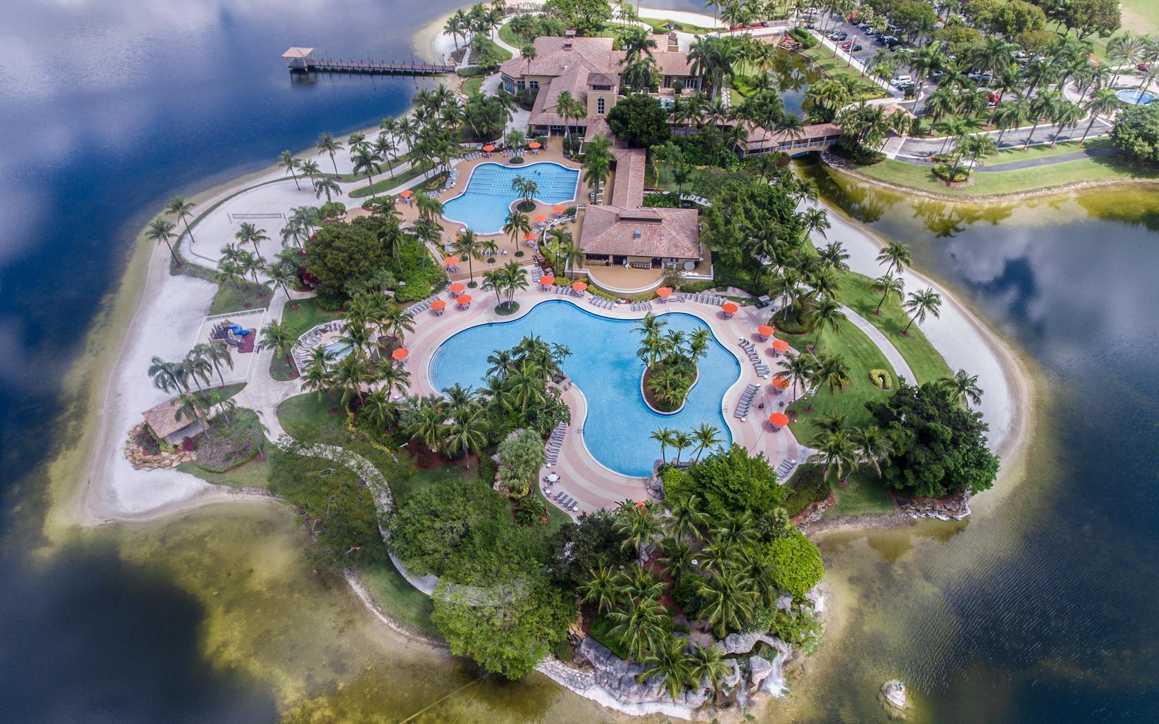 DORAL ISLES MARTINIQUE - Residential
