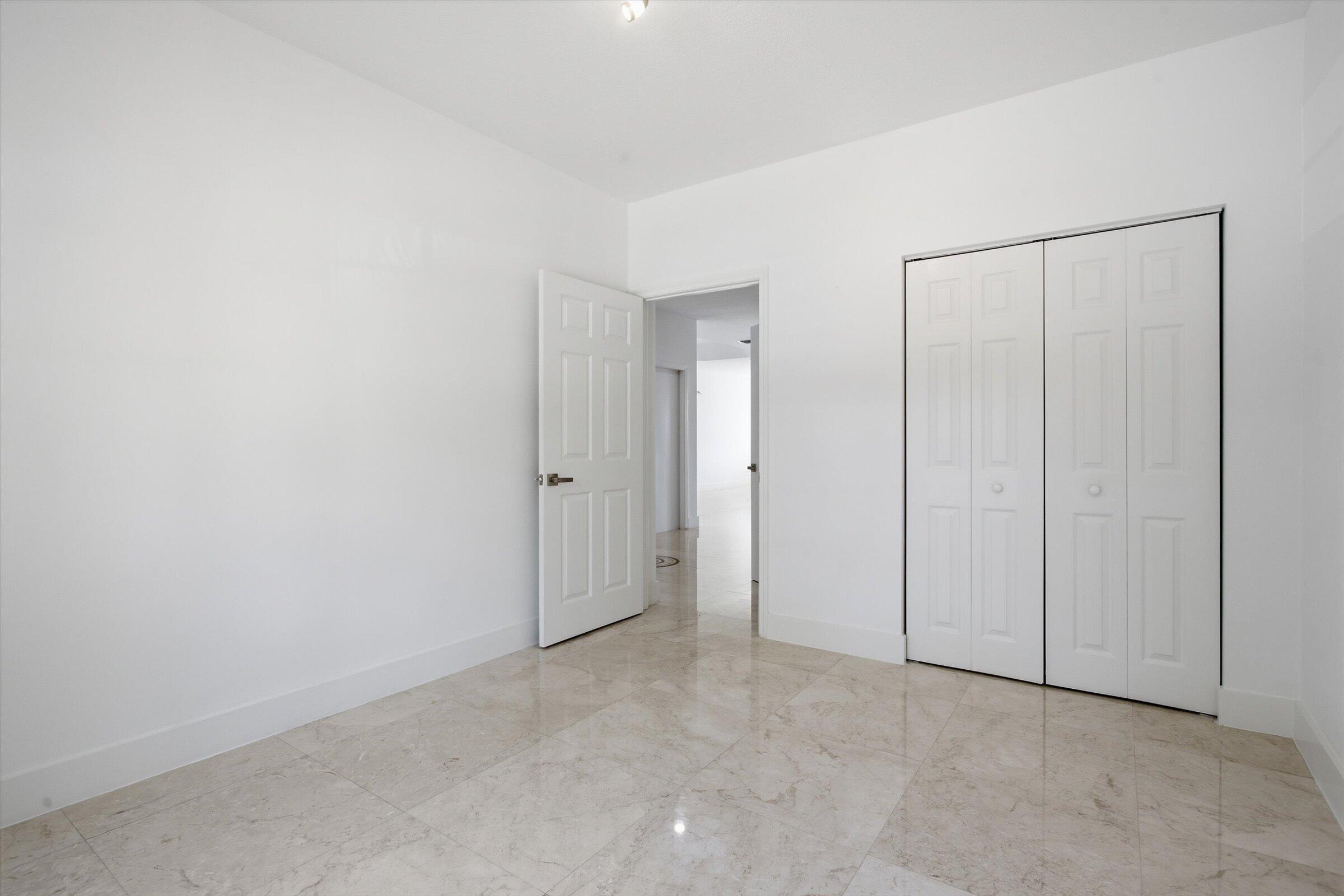 DORAL ISLES MARTINIQUE - Residential