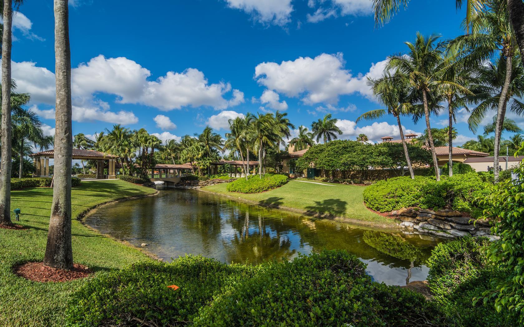 DORAL ISLES MARTINIQUE - Residential