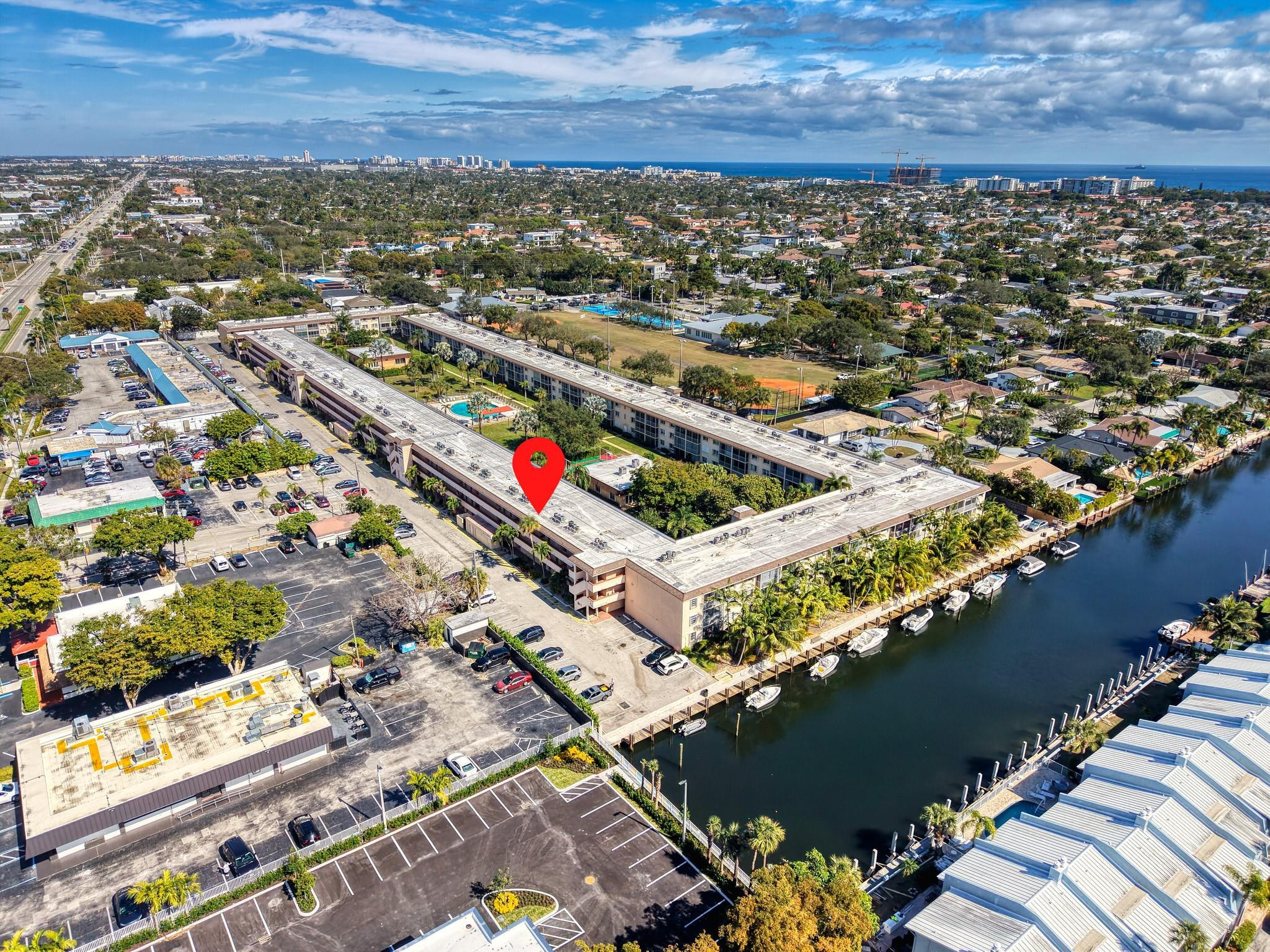 LIGHTHOUSE POINT PLAZA - Residential