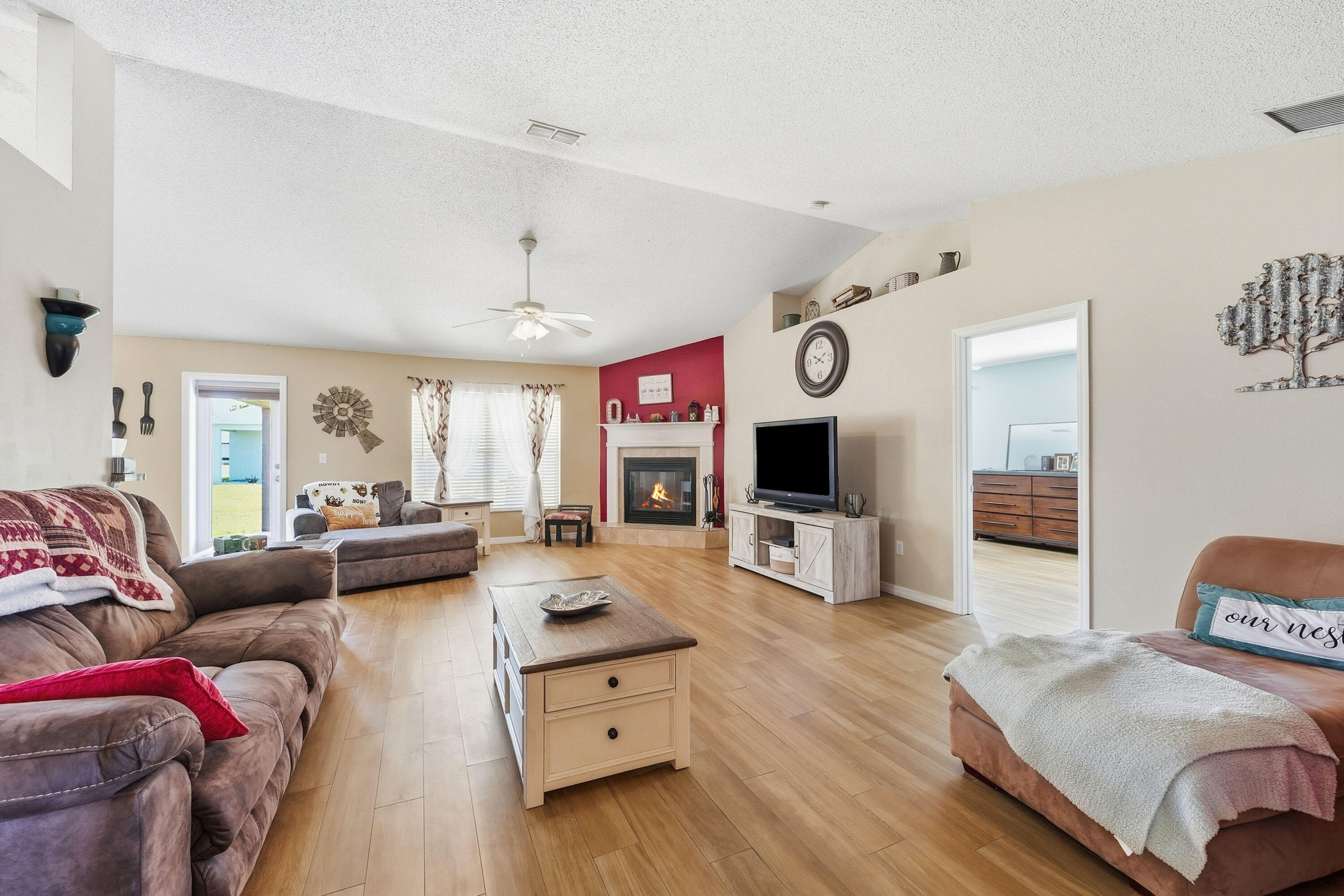 PORT ST LUCIE SECTION 19 - Residential