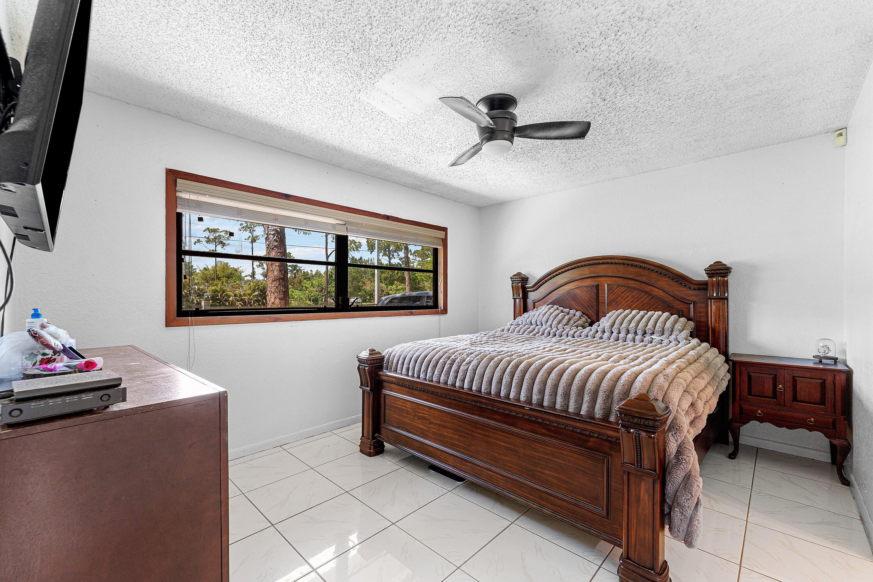 The Acreage - Residential