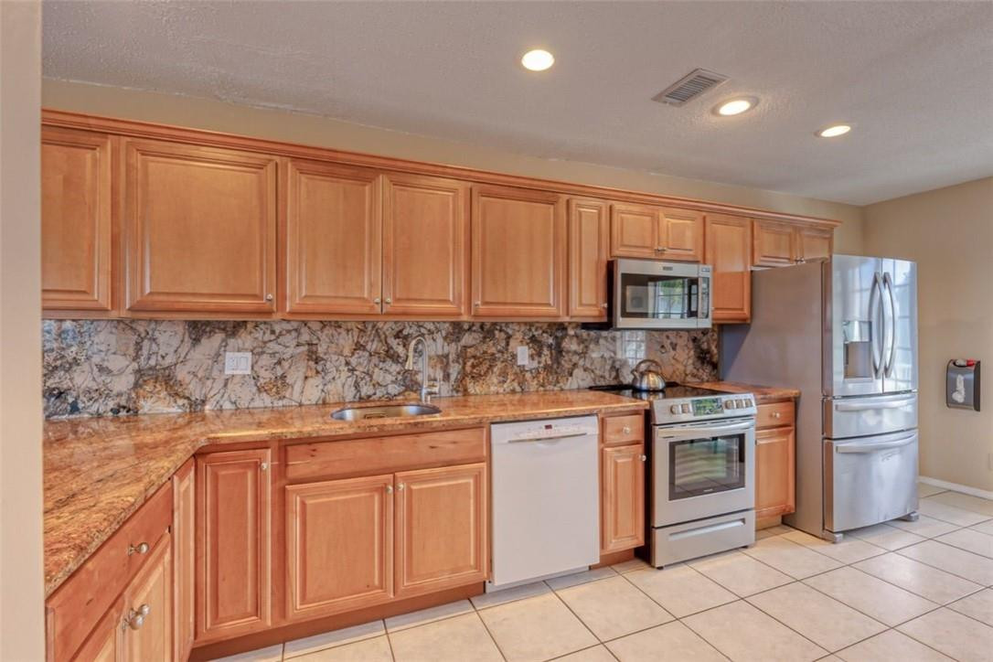 SEA RANCH VILLAS ASSOCIATION INC - Residential Lease