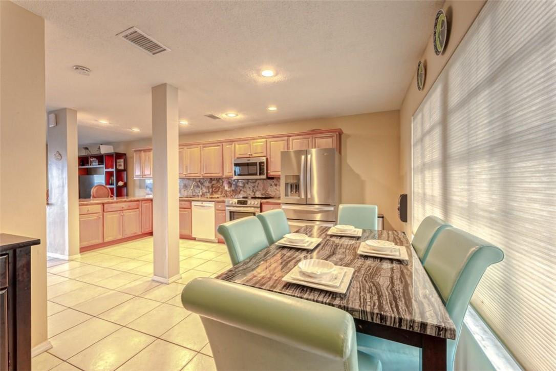 SEA RANCH VILLAS ASSOCIATION INC - Residential Lease