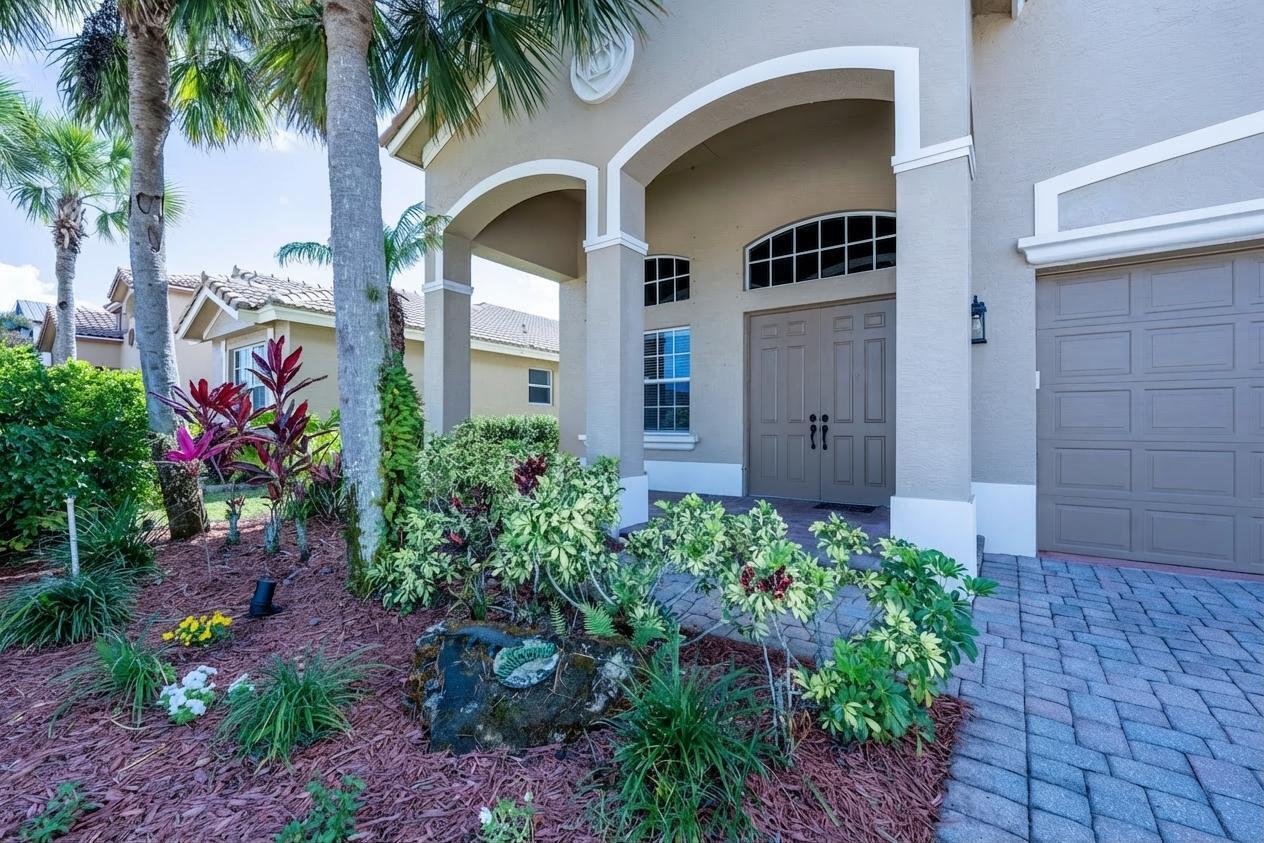 SECOND REPLAT OF PORTOFINO ISLES - Residential