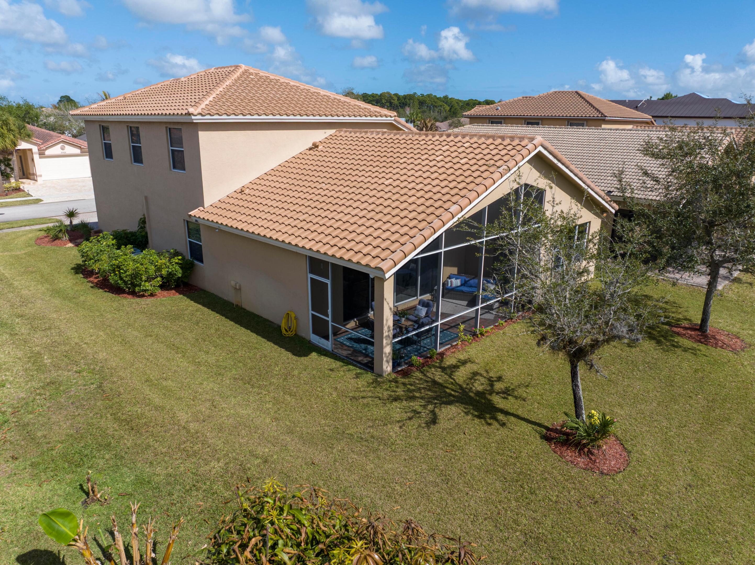 SECOND REPLAT OF PORTOFINO ISLES - Residential