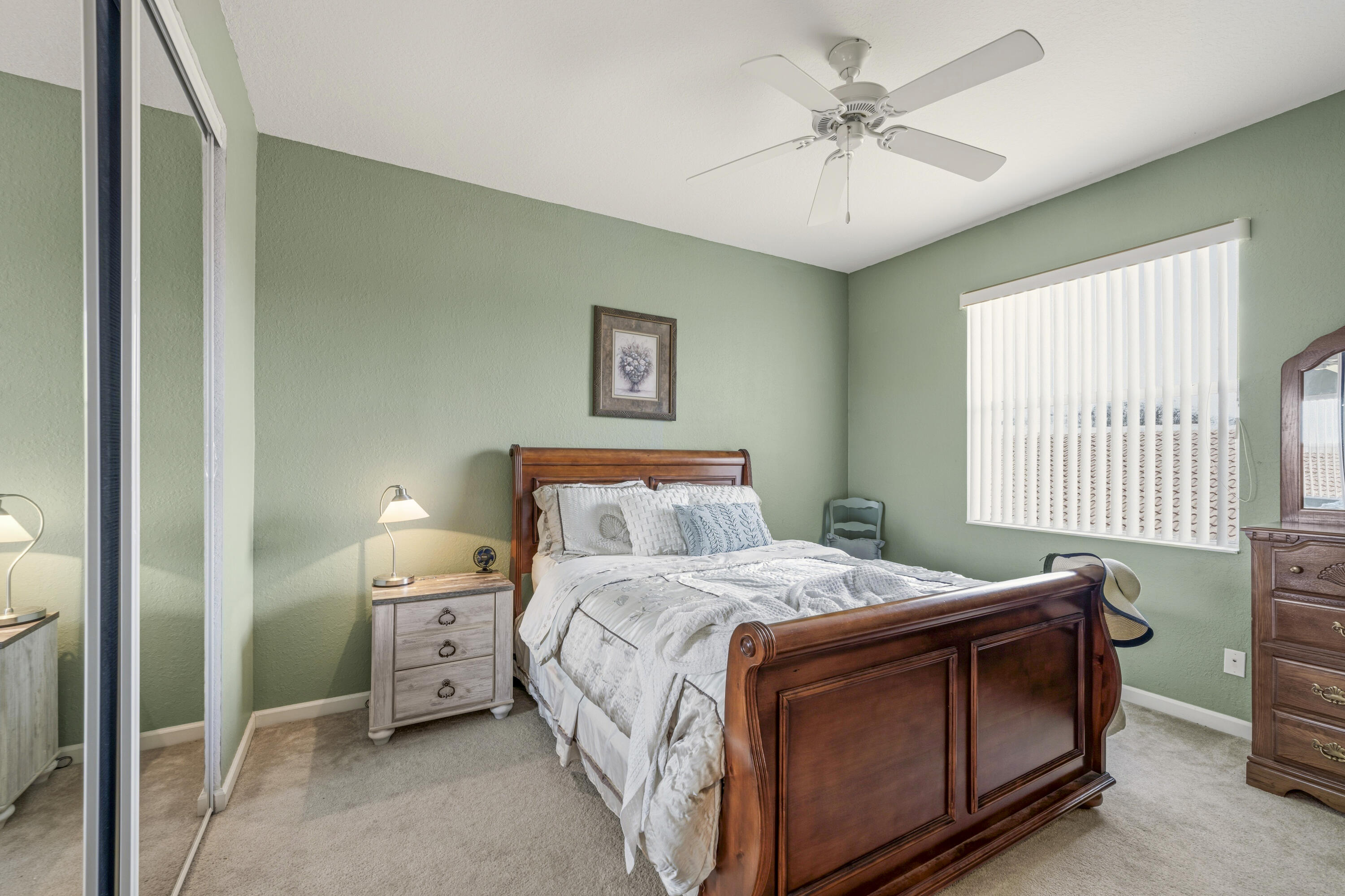 SECOND REPLAT OF PORTOFINO ISLES - Residential