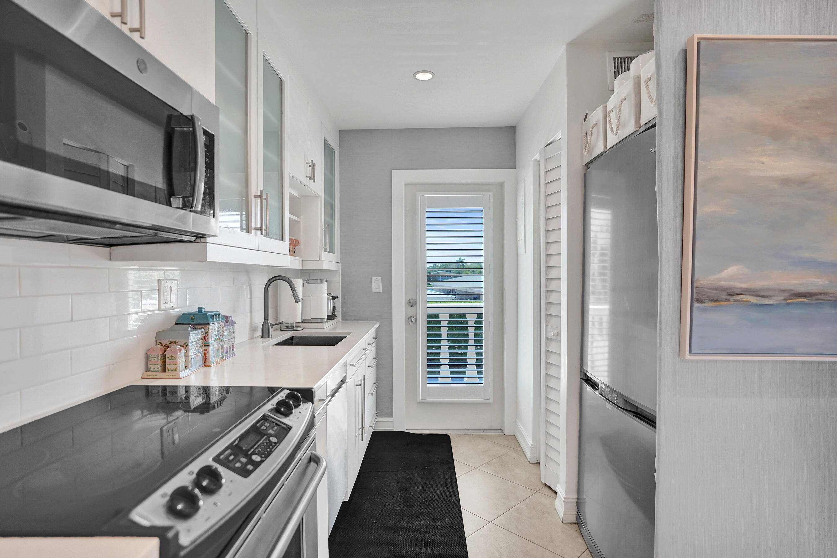 Miramar Gardens Apartments Inc. - Residential