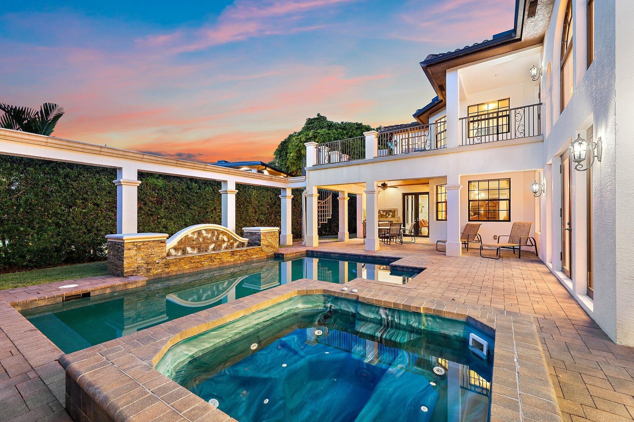 JUPITER INLET BEACH COLONY - Residential