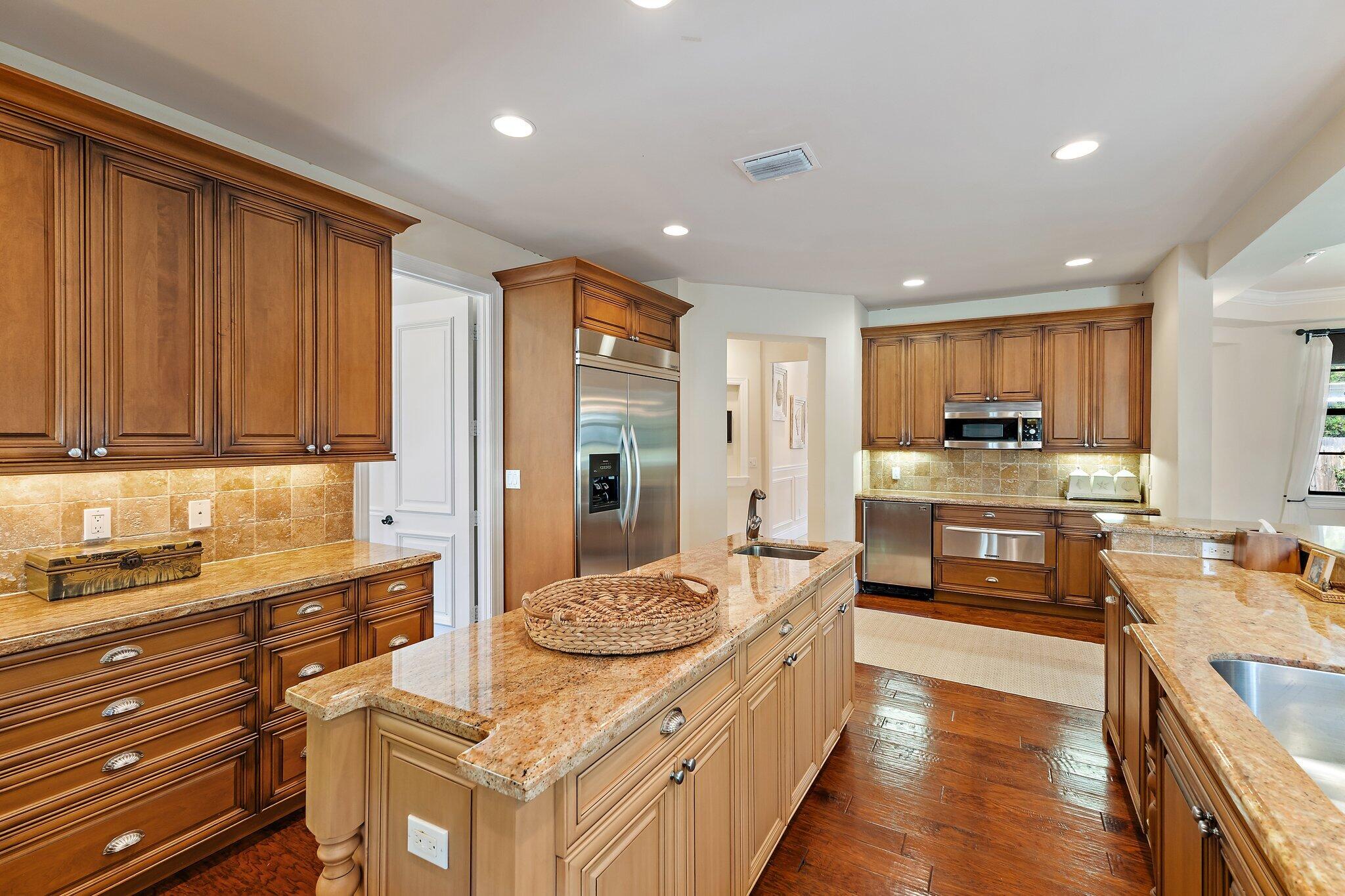 JUPITER INLET BEACH COLONY - Residential