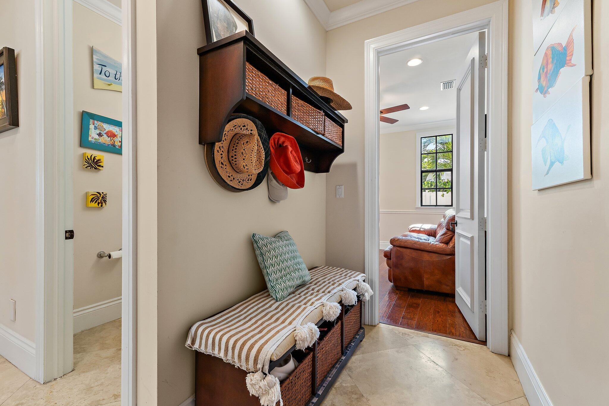 JUPITER INLET BEACH COLONY - Residential