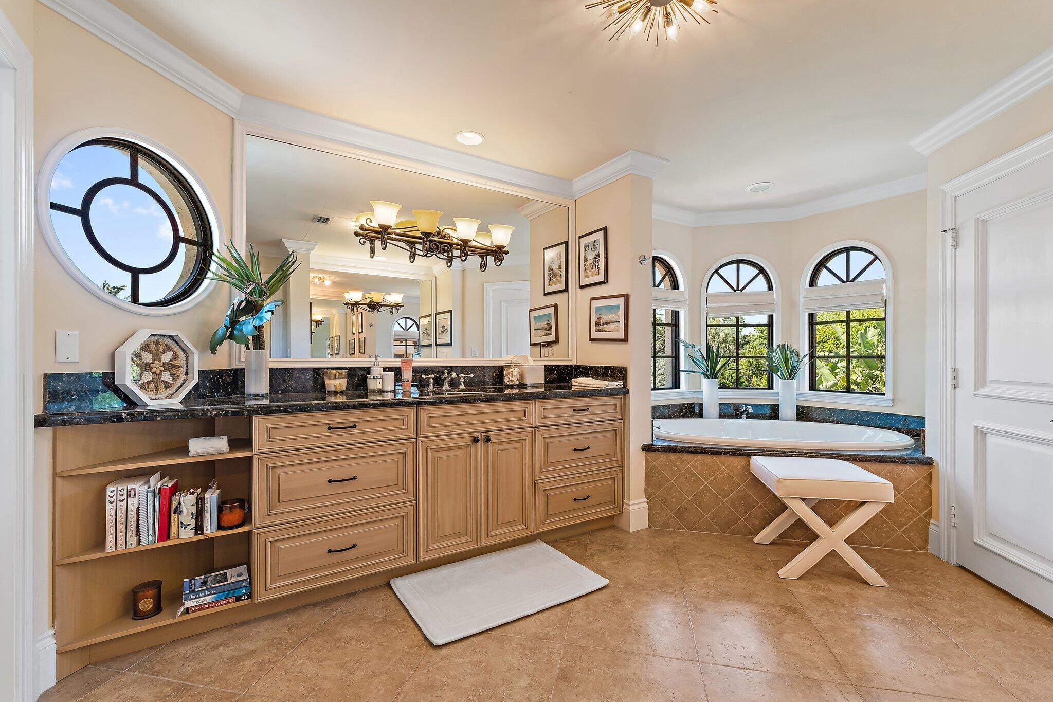 JUPITER INLET BEACH COLONY - Residential