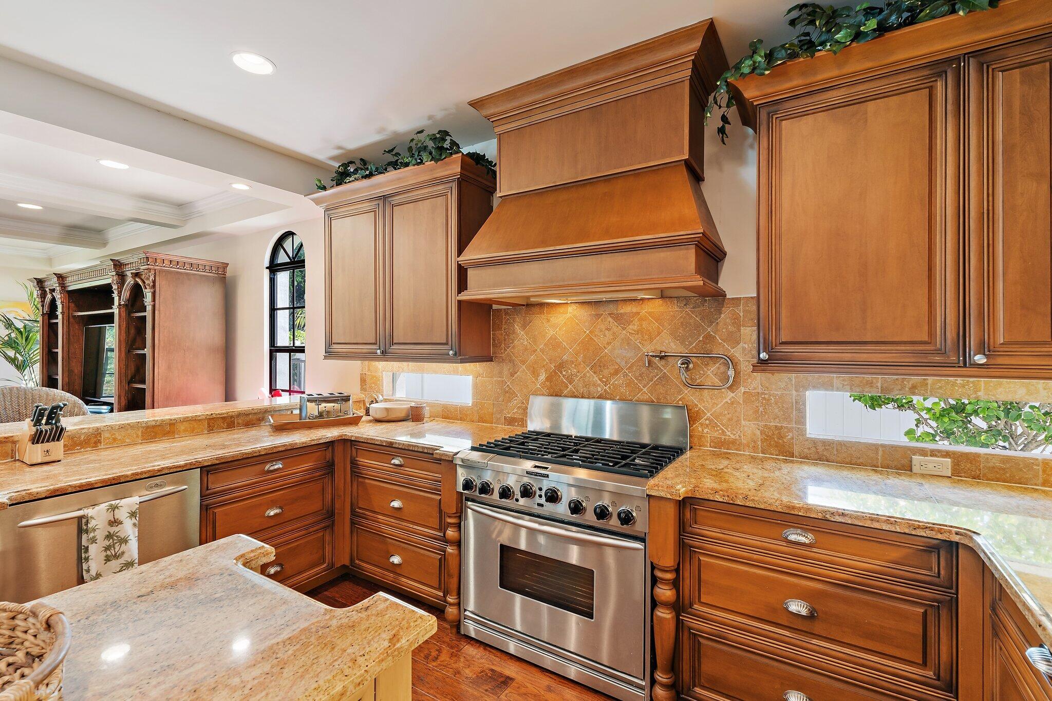 JUPITER INLET BEACH COLONY - Residential