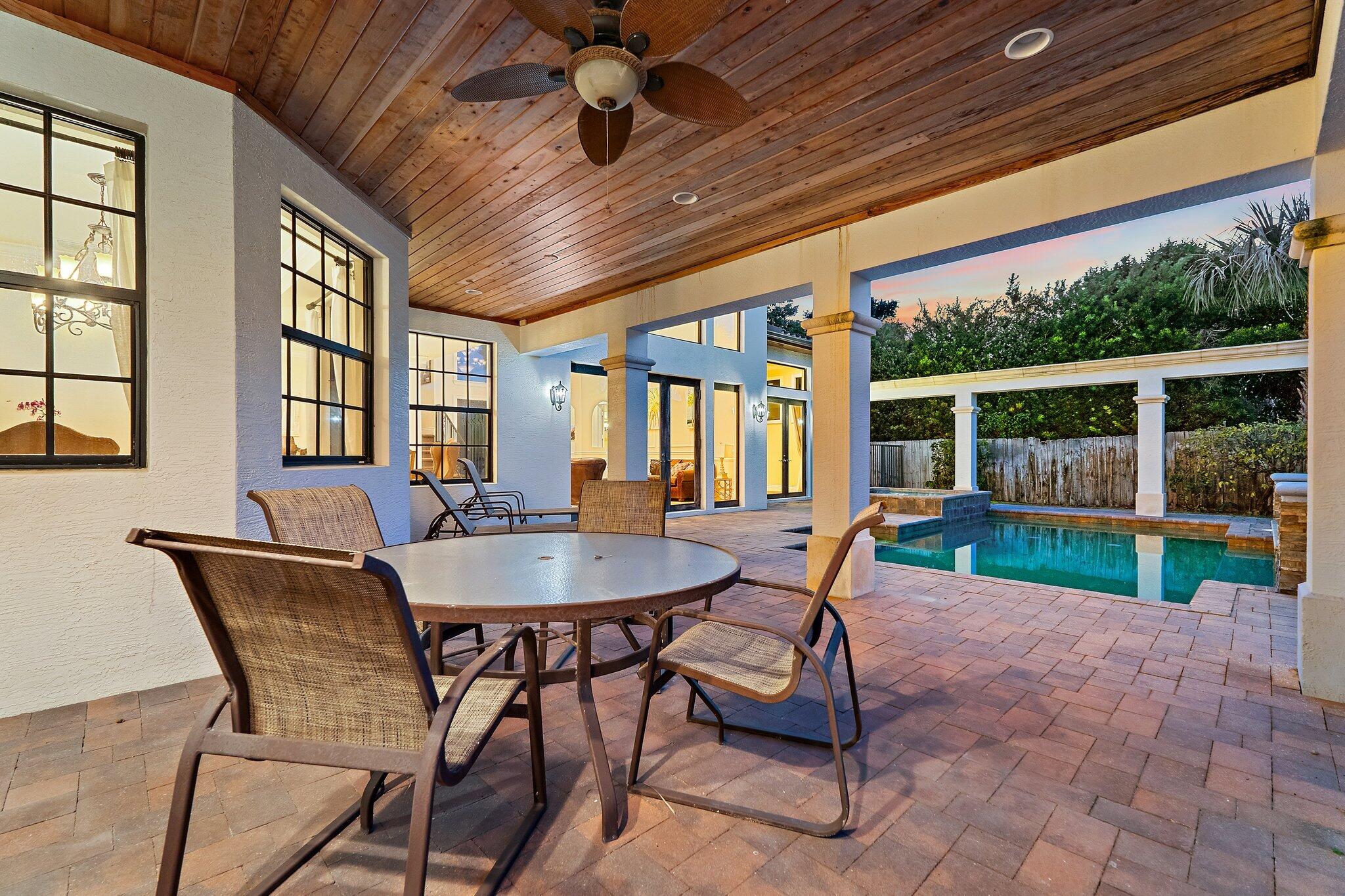JUPITER INLET BEACH COLONY - Residential