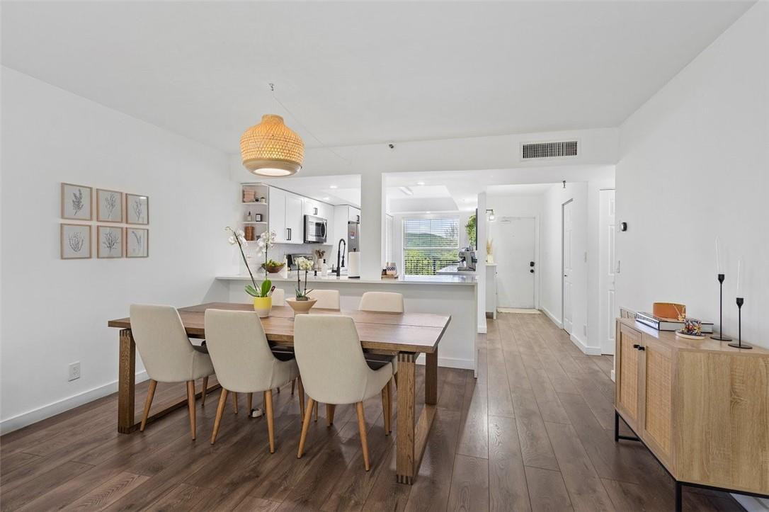 Waters Edge Towers - Residential