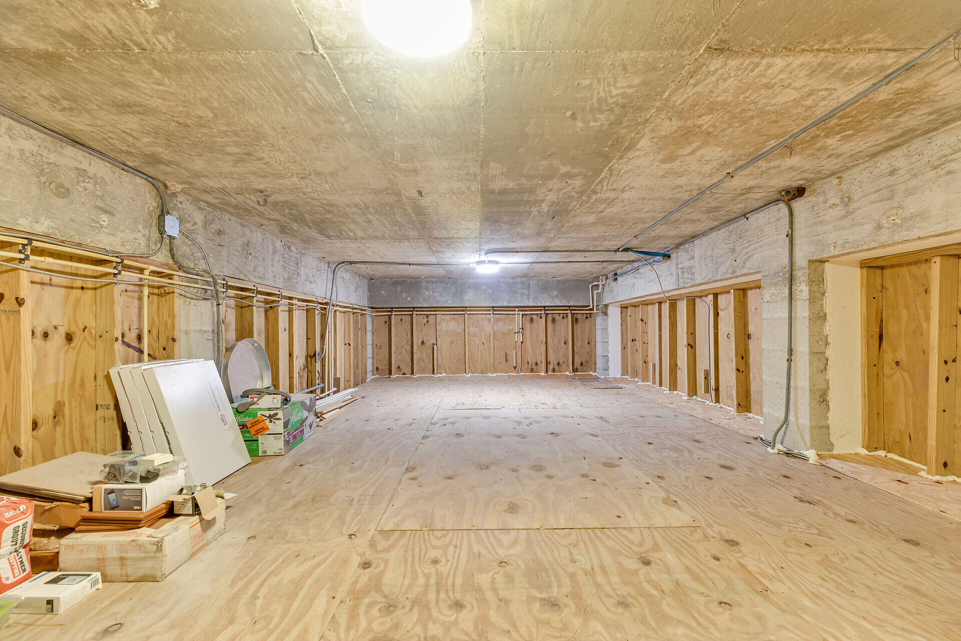 TWIN LAKES 1ST ADD - Residential