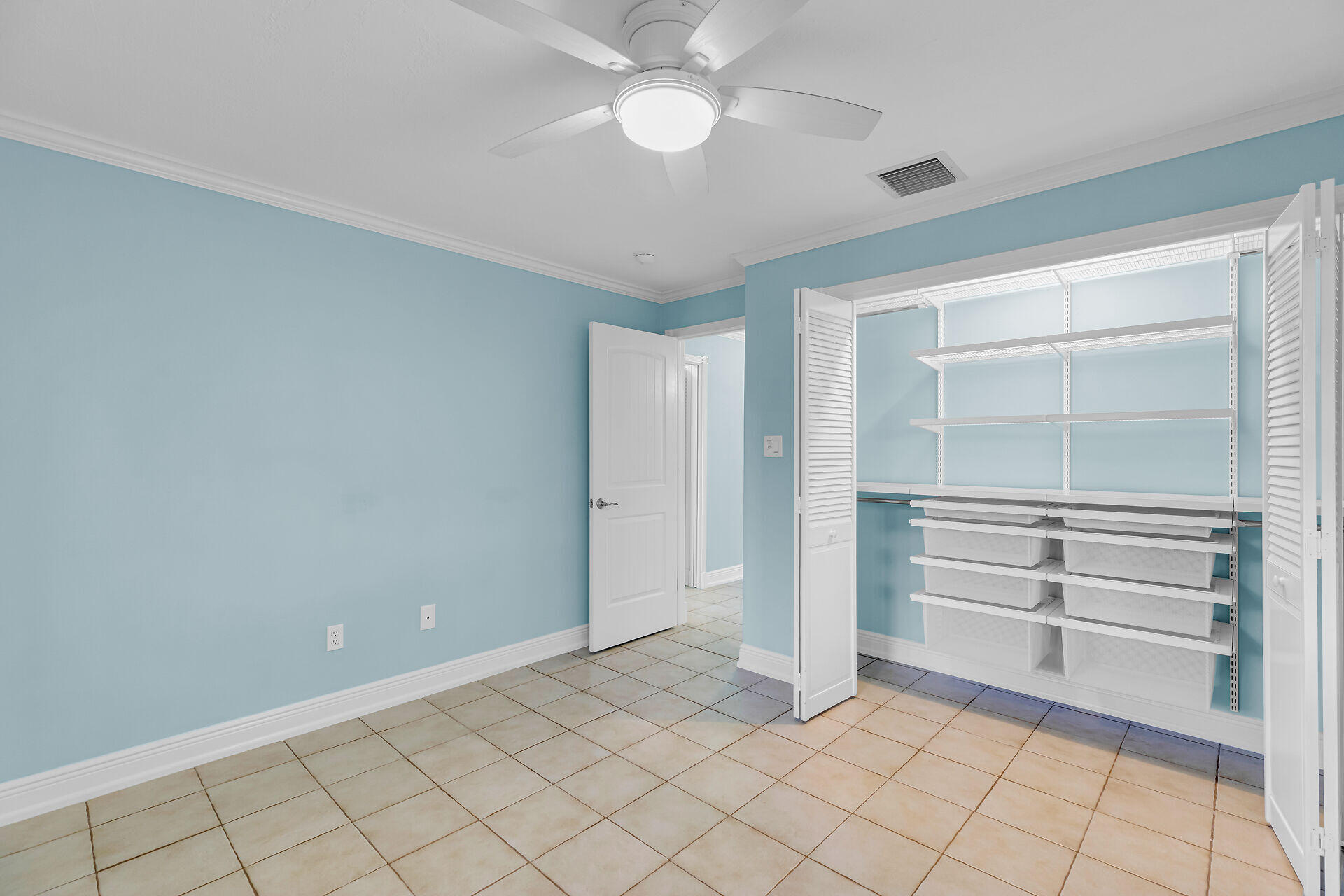 TWIN LAKES 1ST ADD - Residential