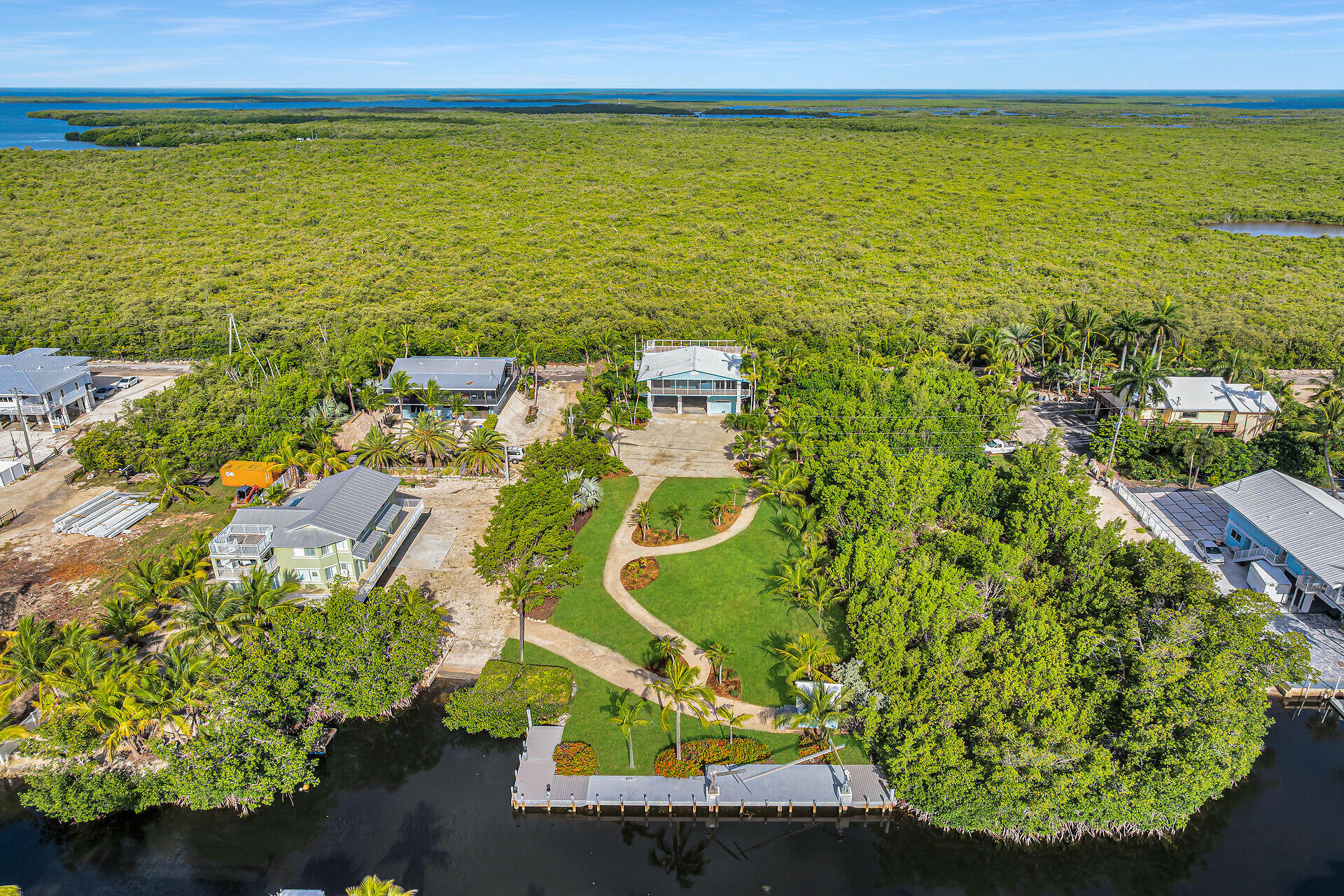 TWIN LAKES 1ST ADD - Residential