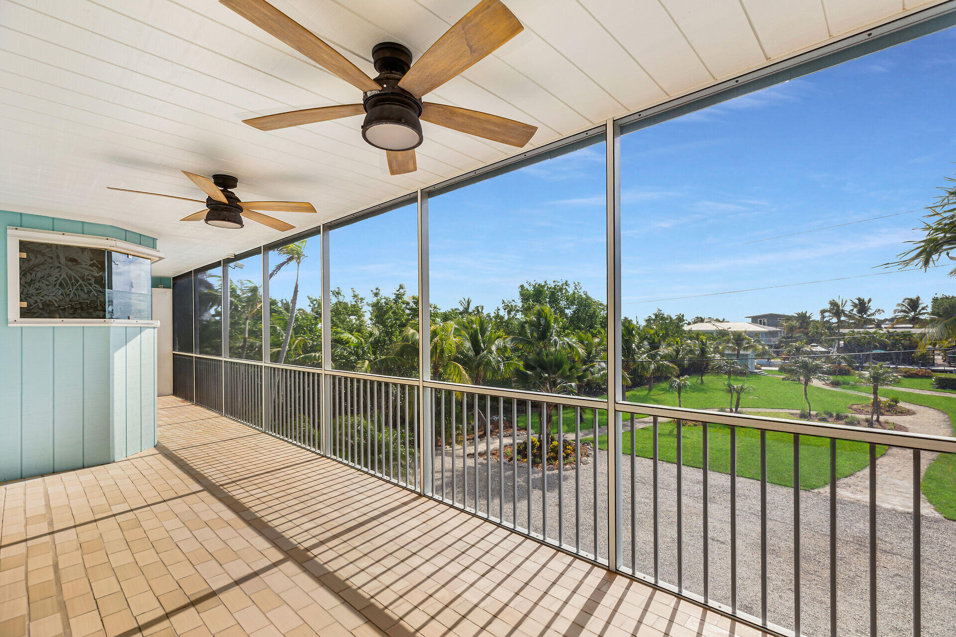 TWIN LAKES 1ST ADD - Residential