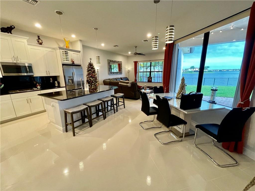 MiraLago - Residential