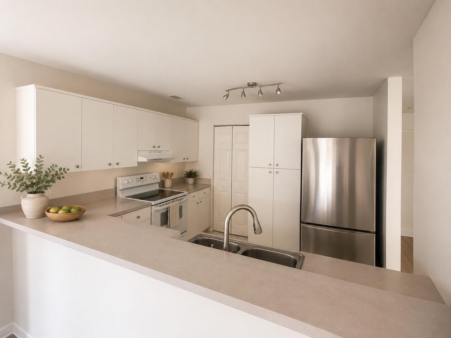 FAVALE ESTATES - Residential