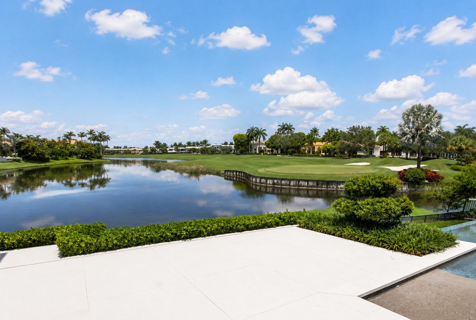 ST ANDREWS COUNTRY CLUB - Residential