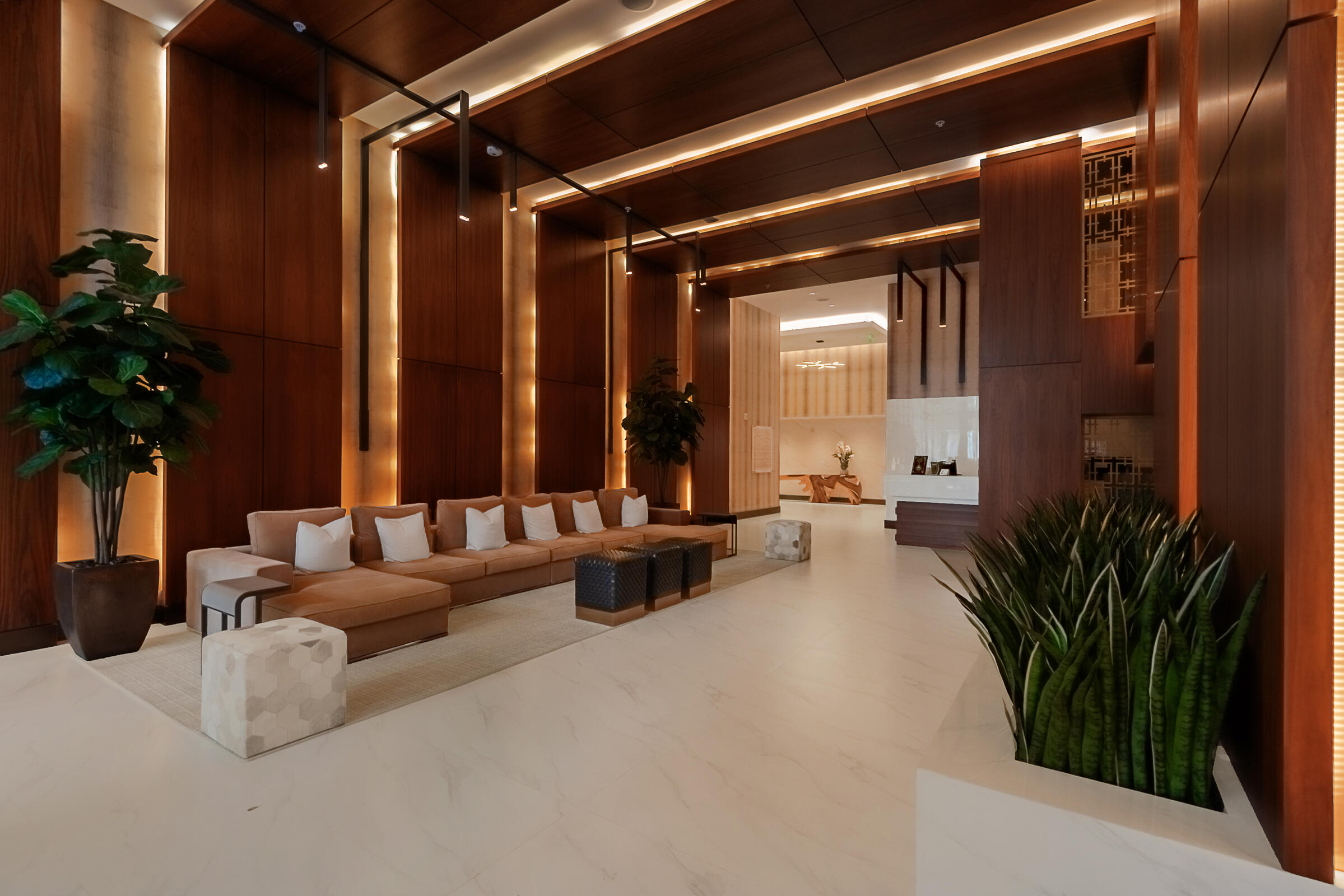 AVENTURA PARKSQUARE RESIDENCES CONDO - Residential