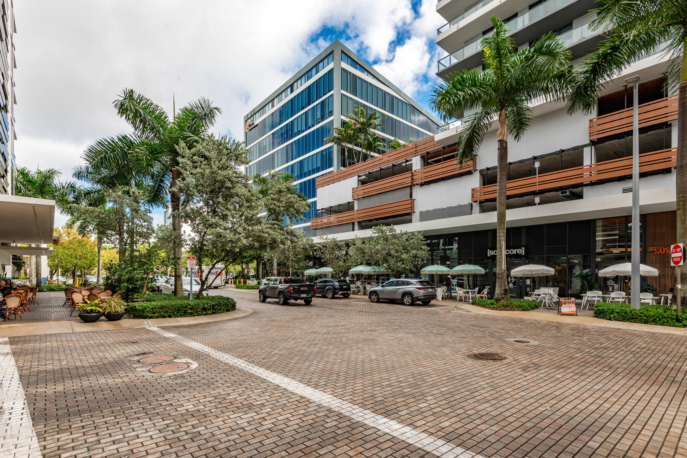 AVENTURA PARKSQUARE RESIDENCES CONDO - Residential