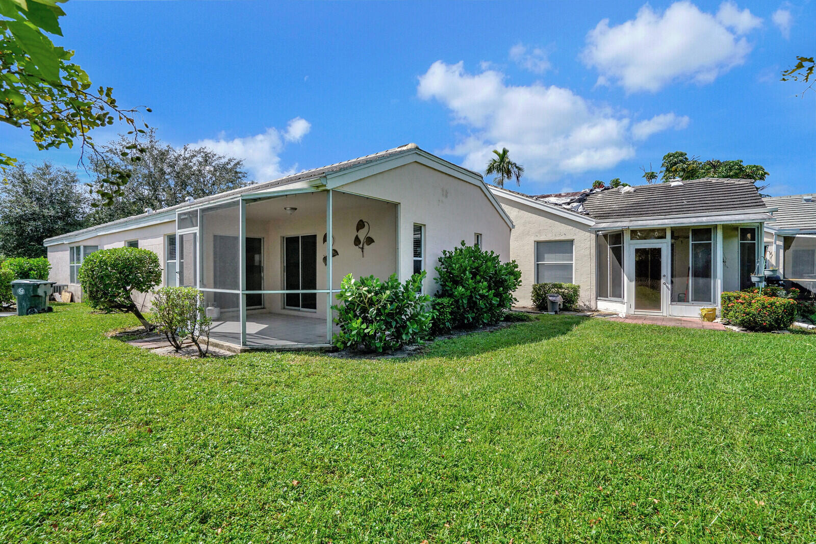 ISLAND OF RIVER BRIDGE - Residential Lease
