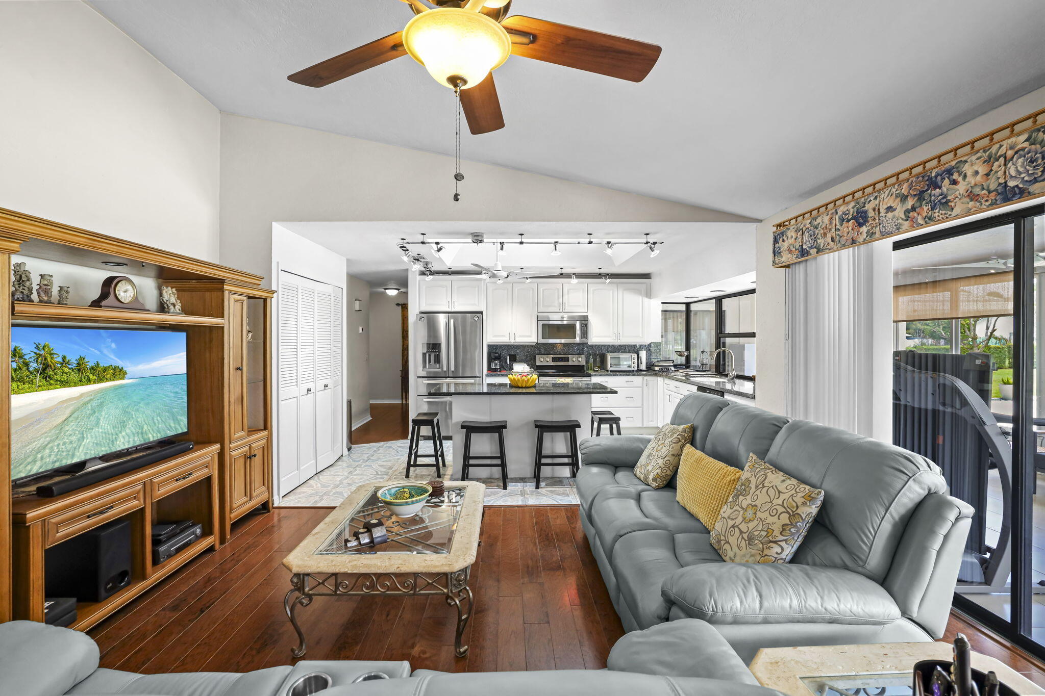 SOUTH PORT ST LUCIE UNIT 4 - Residential