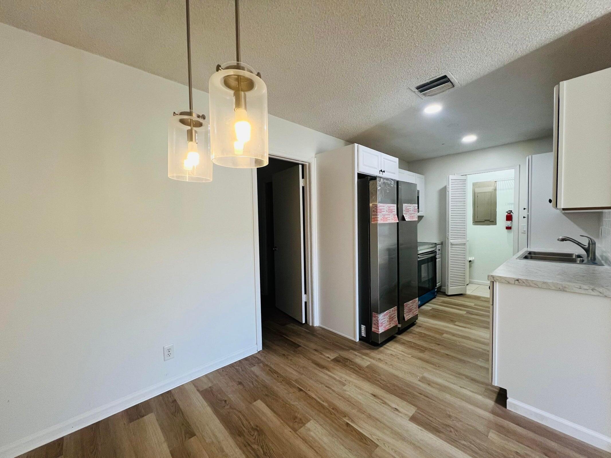 STURBRIDGE VILLAGE - Residential Lease