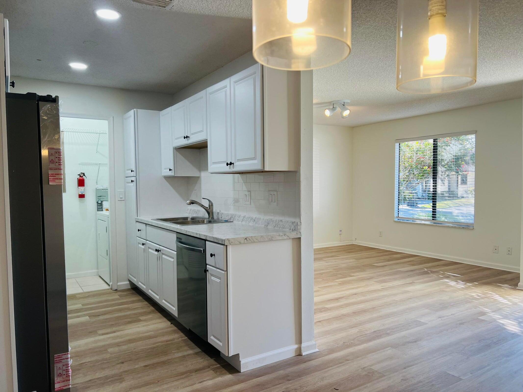 STURBRIDGE VILLAGE - Residential Lease