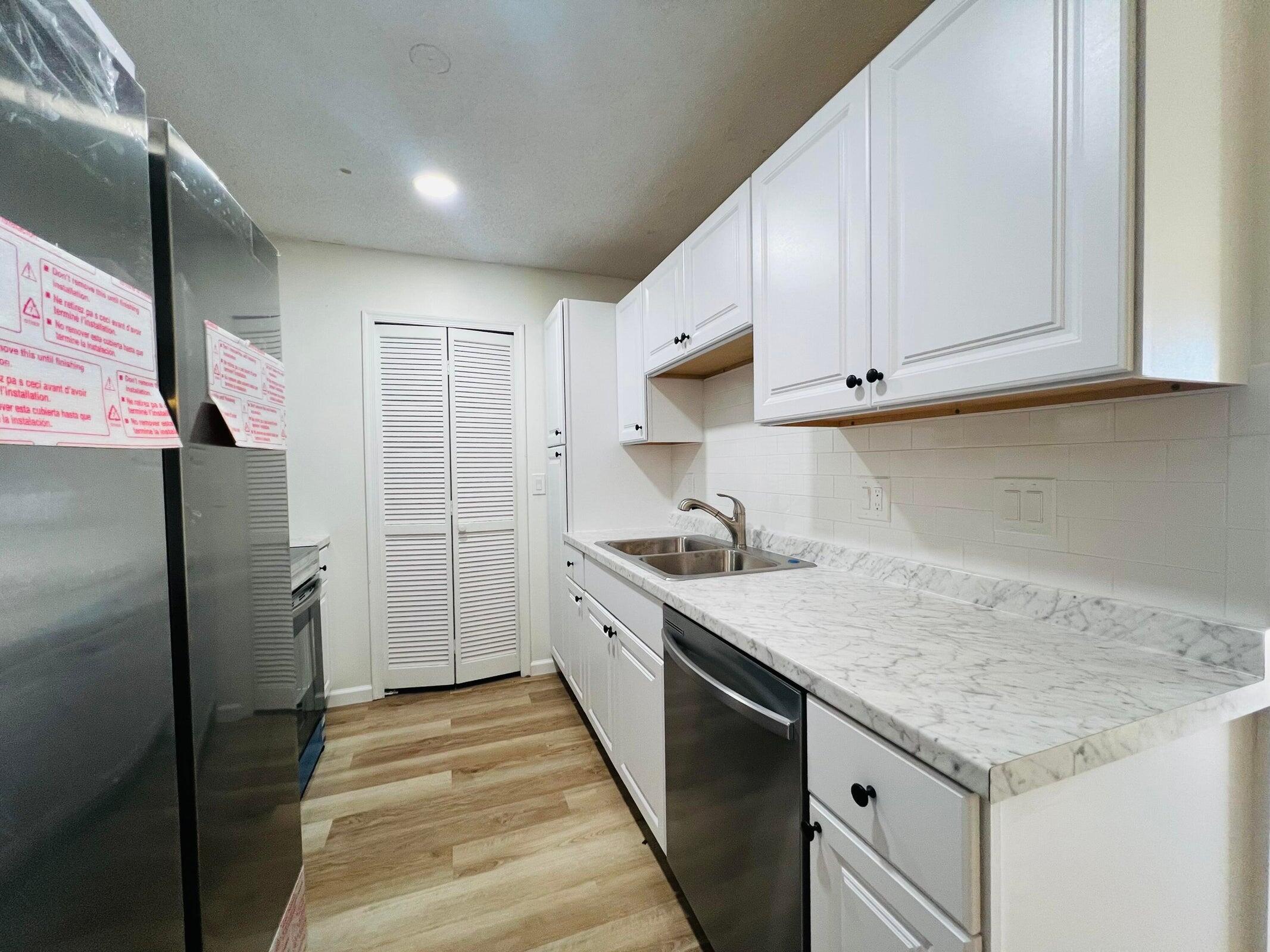 STURBRIDGE VILLAGE - Residential Lease