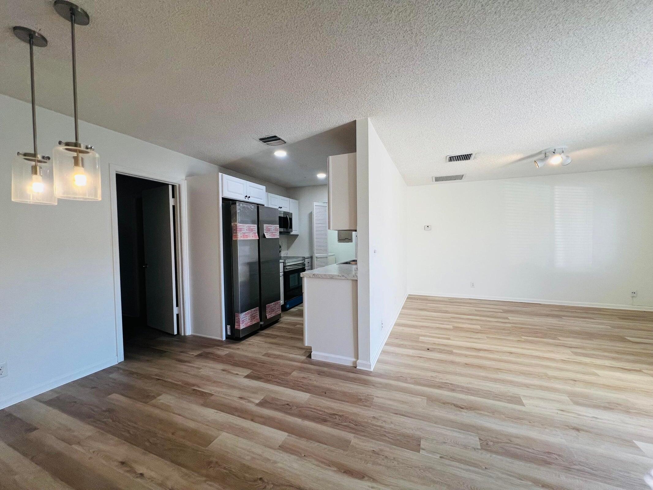 STURBRIDGE VILLAGE - Residential Lease