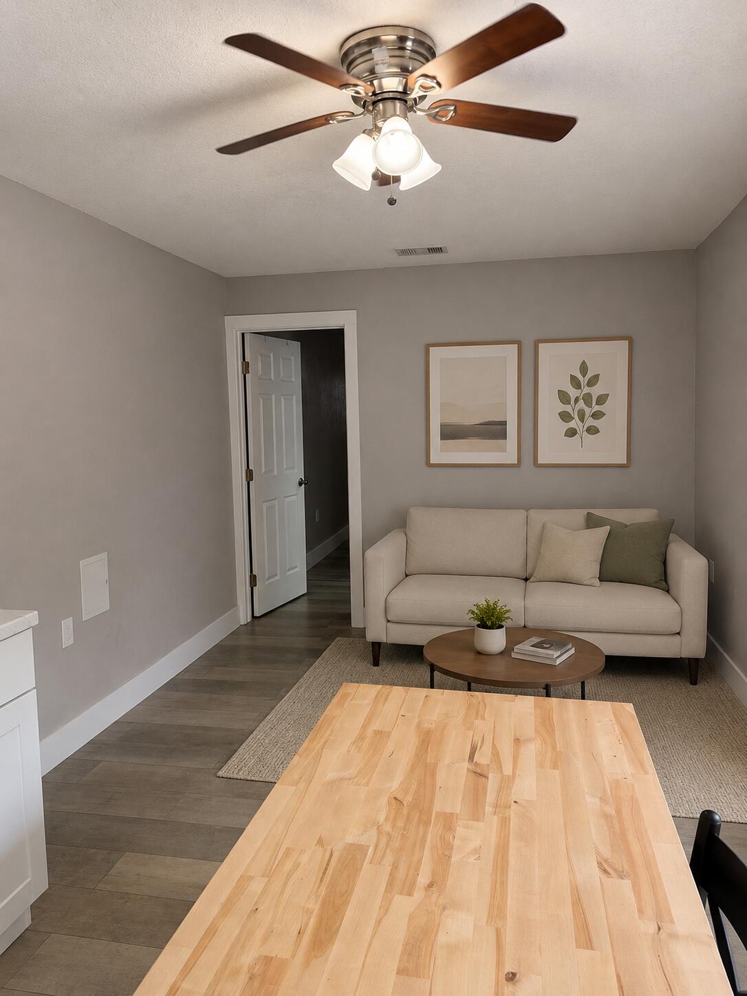 VENETIAN GARDENS ACRESPB 44-81 - Residential Lease