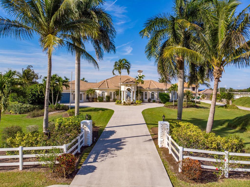 PALM BEACH POINT - Residential