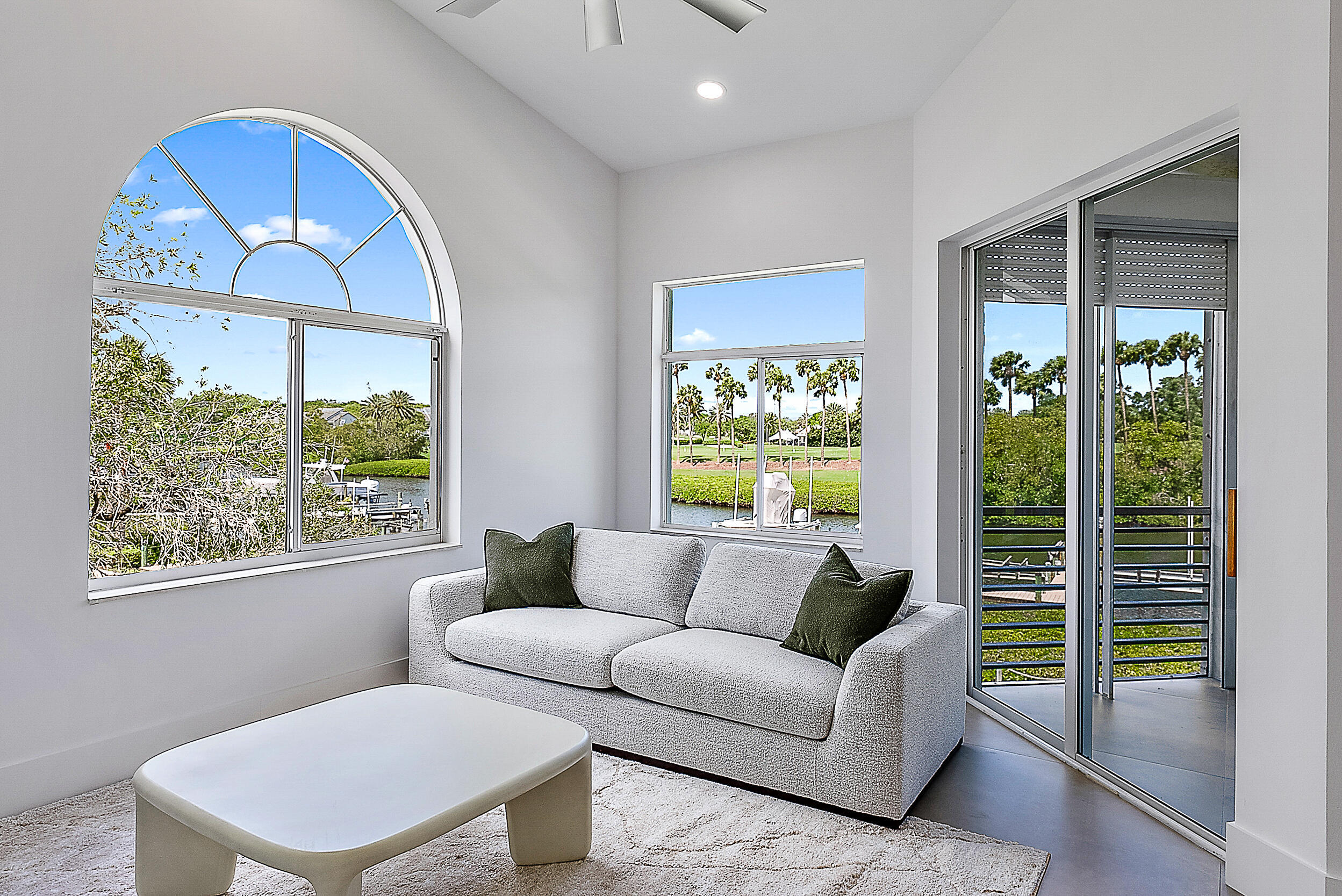 Admirals Cove - Residential Lease
